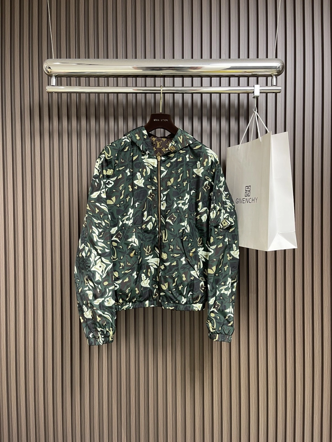 & wg.luxury- 8V reversible oversize item:E-F026H1934